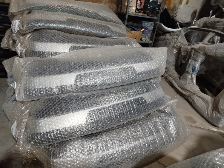 سپر جلو ۴۰۵ دیاق پلیمری نقره ای(مهرخواه)